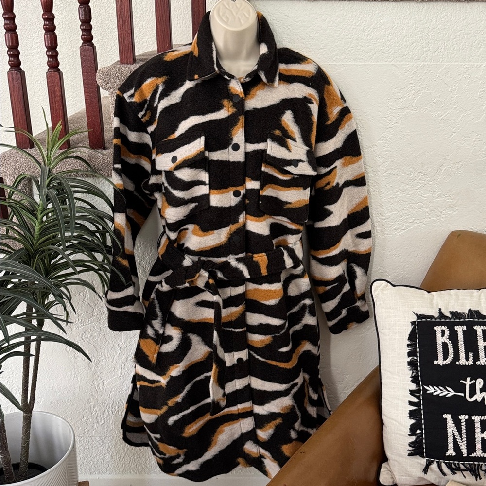 Desigual Women’s Animal Print Midi Coat Size Small US Size NWT